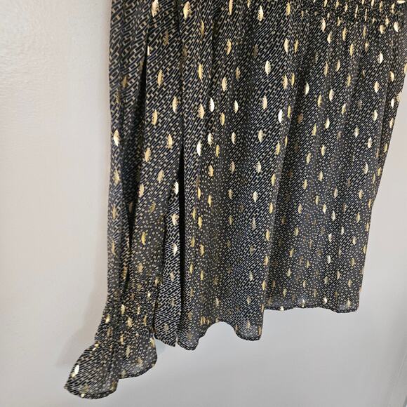 NWT Elan Metallic Foil Printed Smocked Blouse Sz Medium - Picture 13 of 14